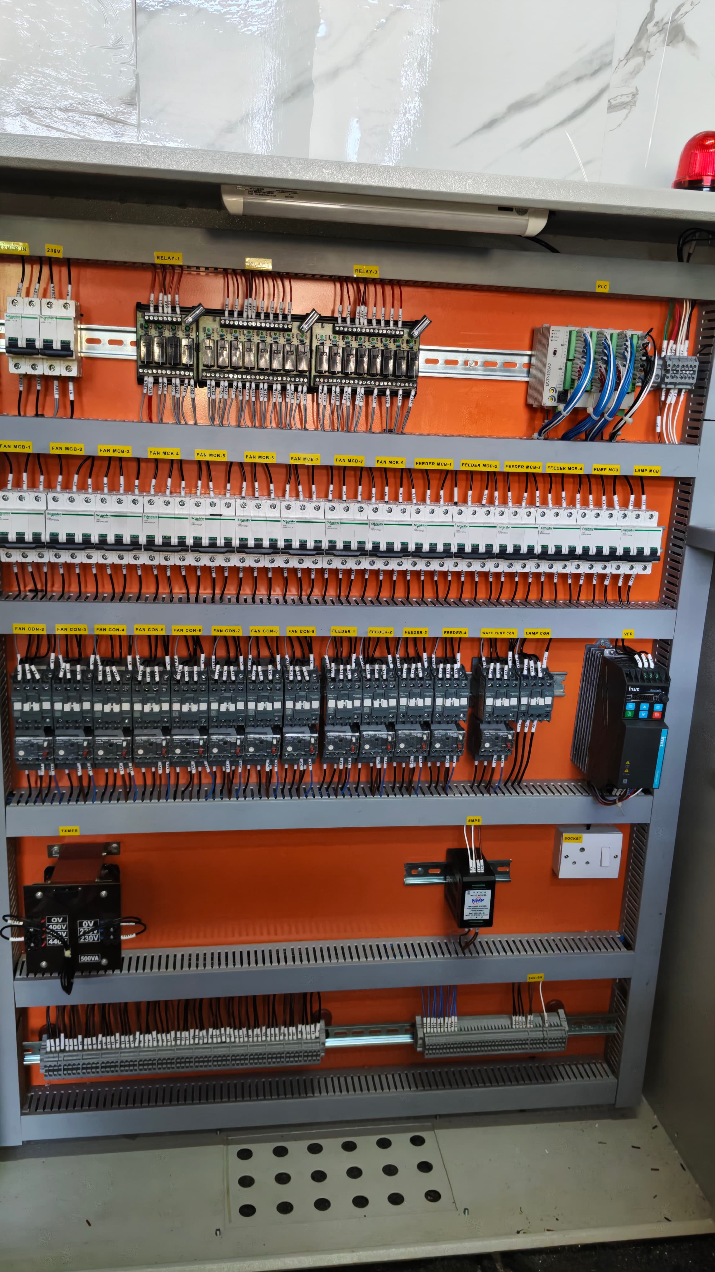 Robotic cell integration project on factory floor